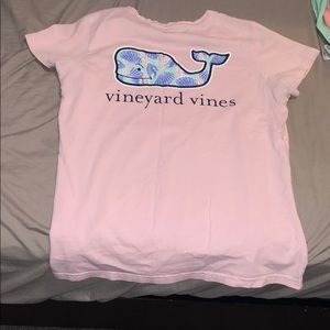 Pink vineyard vine short sleeved shirt
